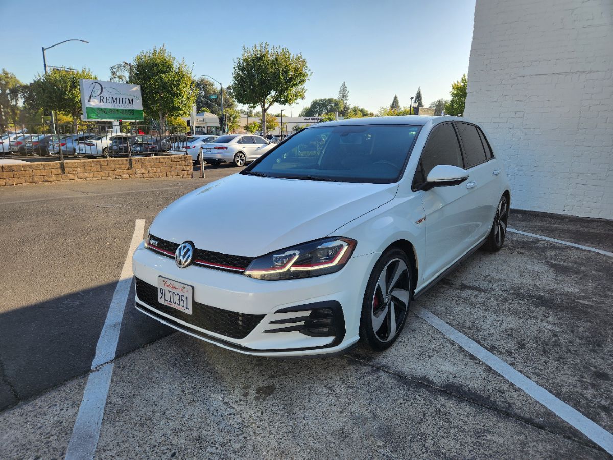 Volkswagen Golf GTI photo 27