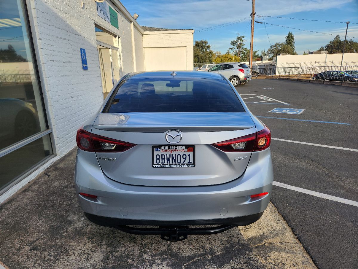 Mazda Mazda3 photo 3