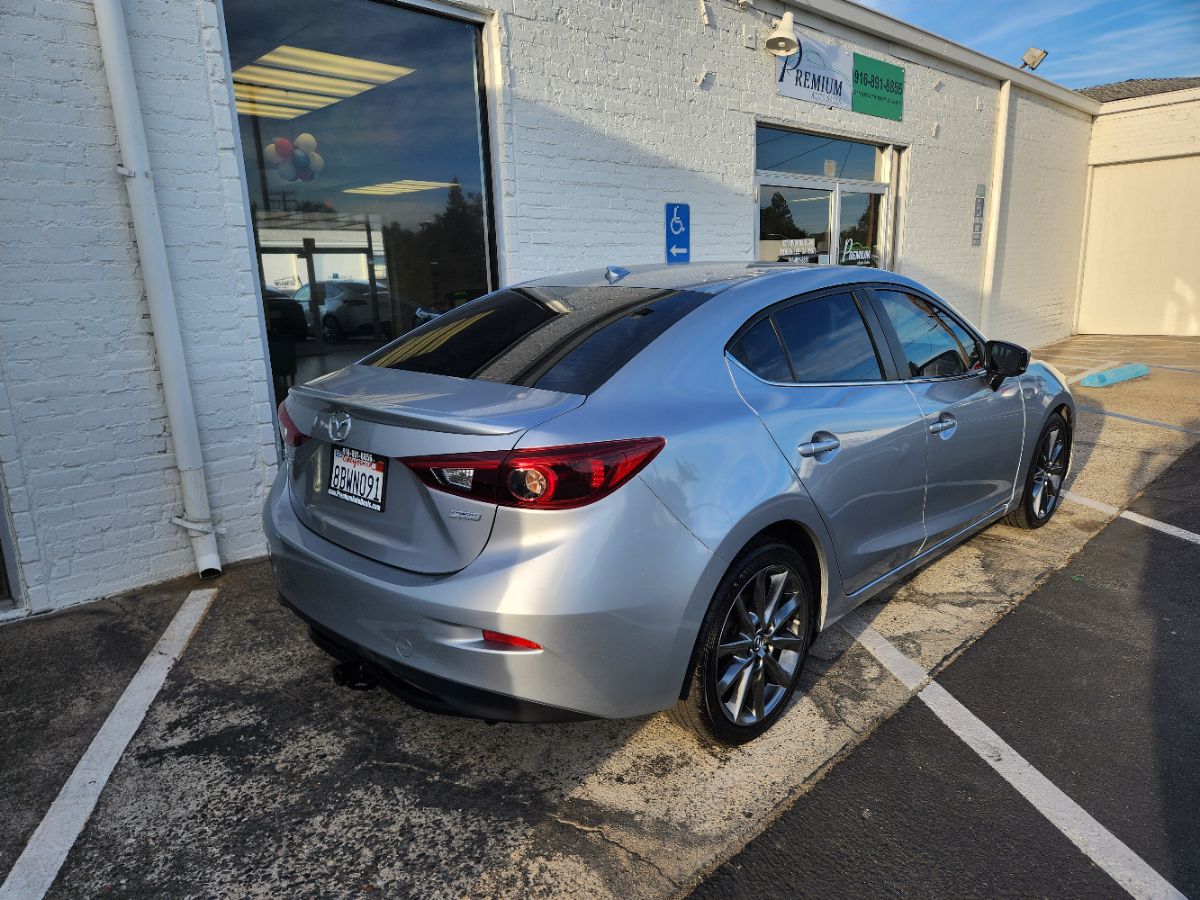 Mazda Mazda3 photo 4