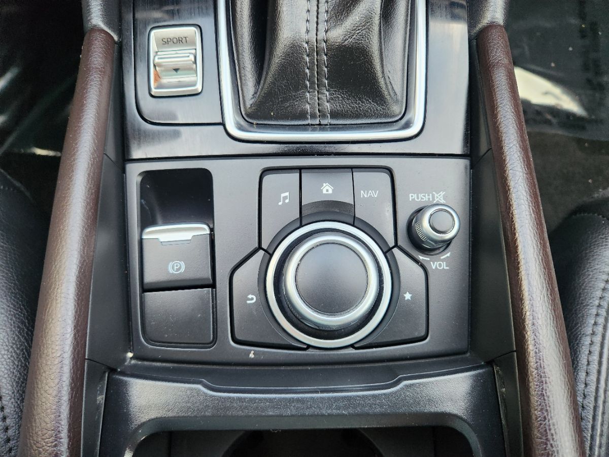 Mazda Mazda3 photo 19