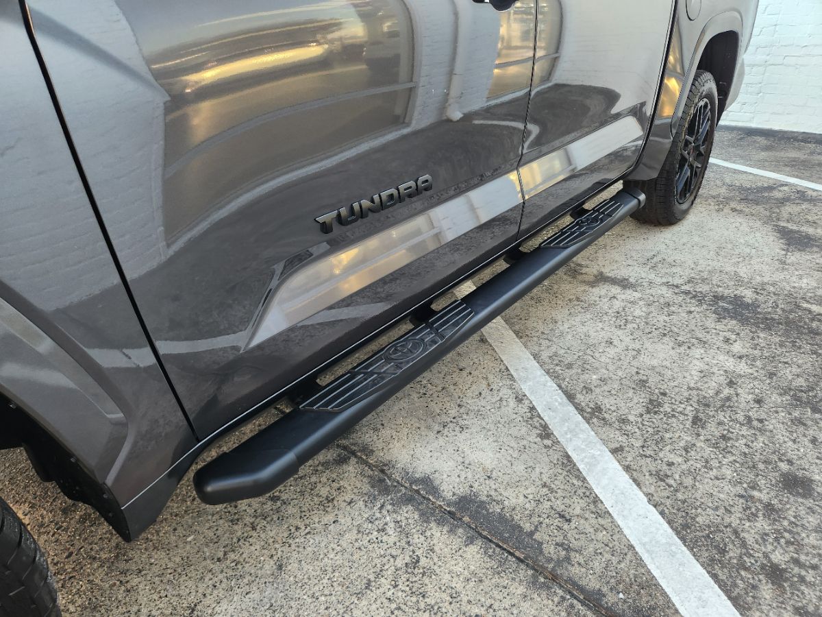Toyota Tundra photo 9