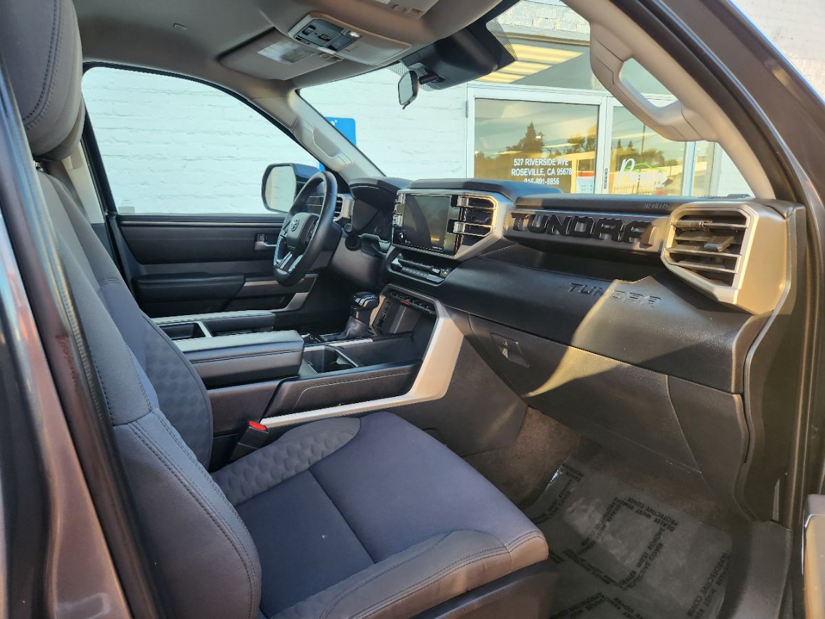 Toyota Tundra photo 14