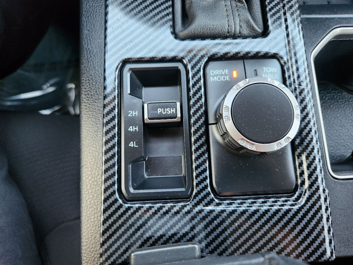 Toyota Tundra photo 26