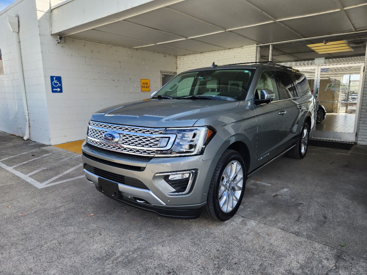 Ford Expedition MAX photo 28