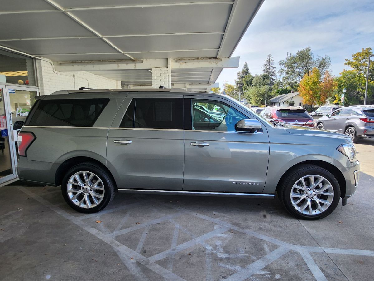 Ford Expedition MAX photo 6