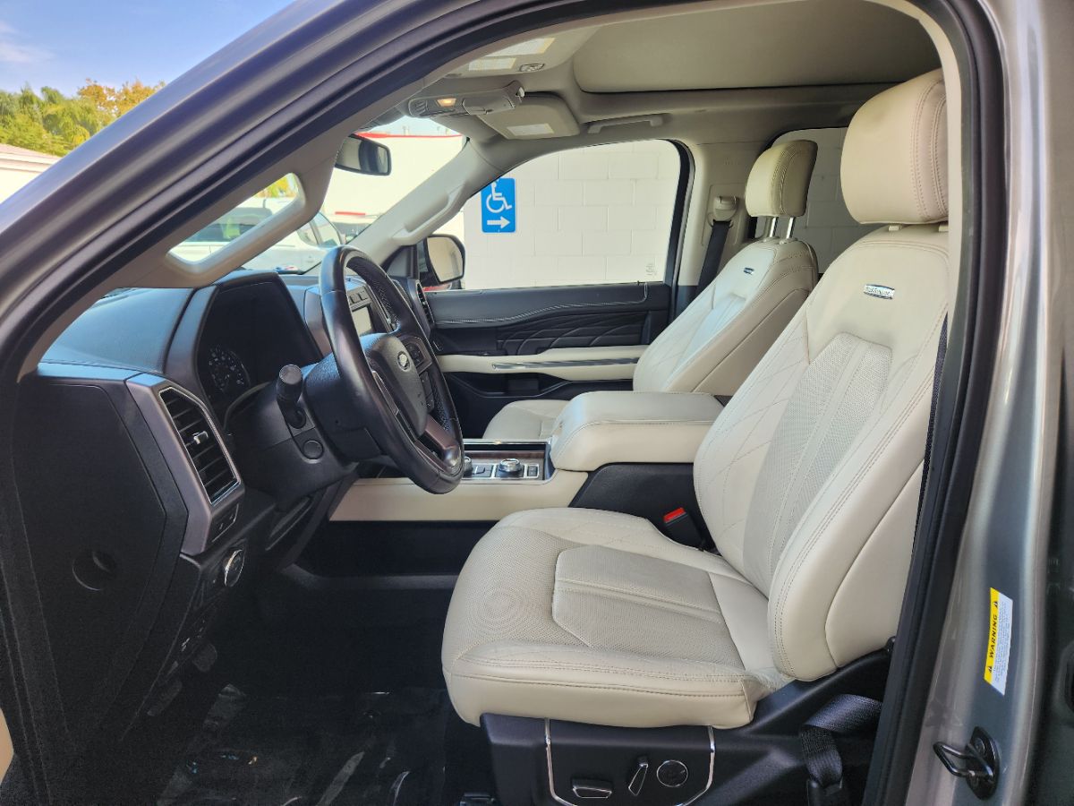 Ford Expedition MAX photo 9