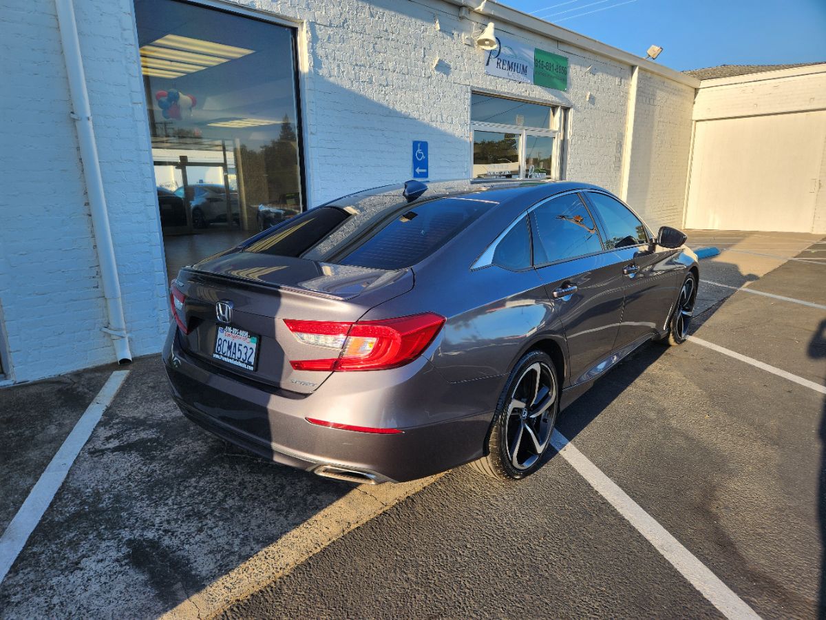 Honda Accord photo 5