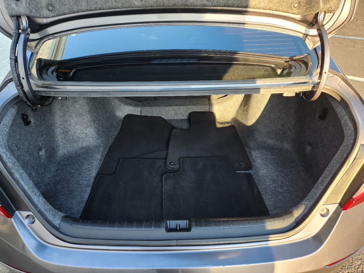 Honda Accord photo 11