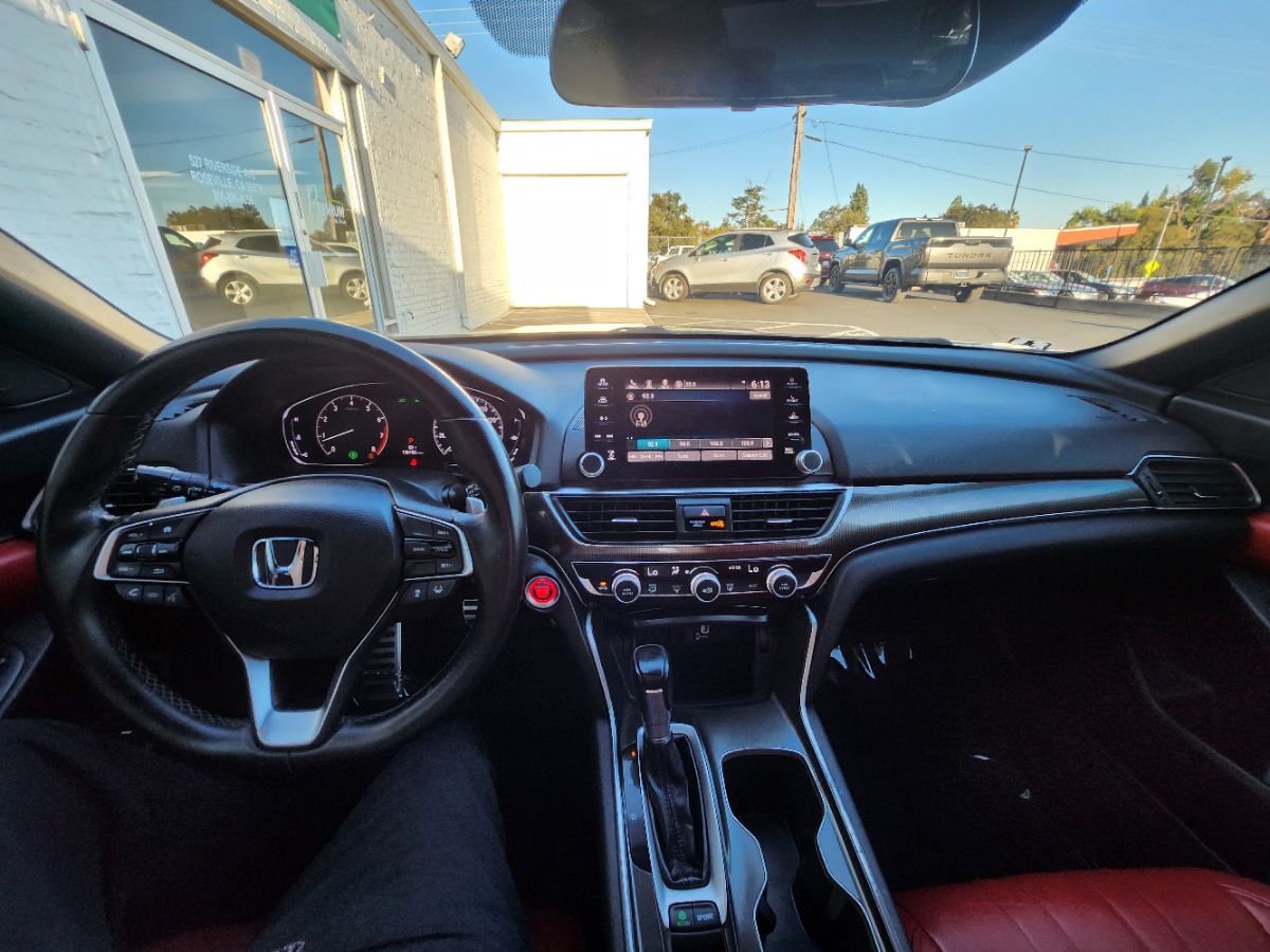 Honda Accord photo 14