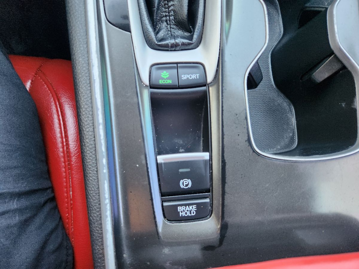 Honda Accord photo 20