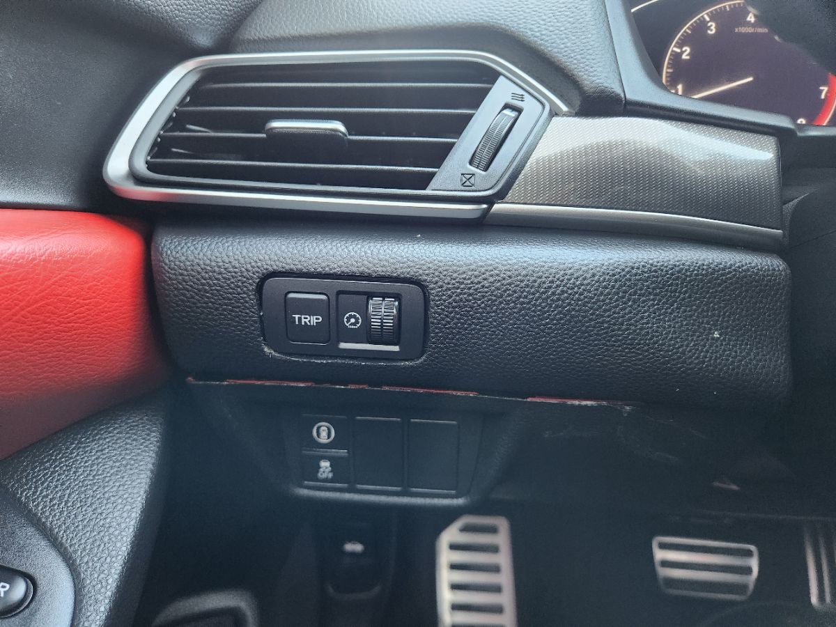 Honda Accord photo 25