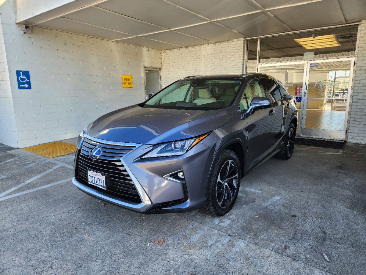 Lexus RX photo 31