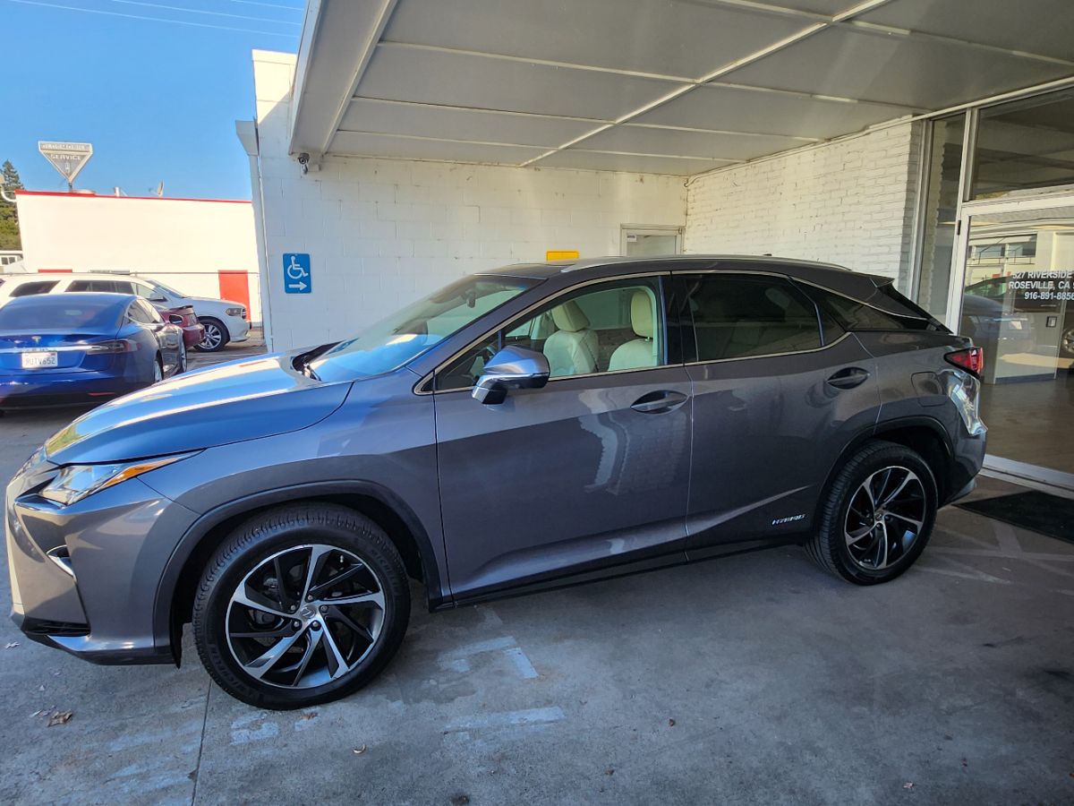 Lexus RX photo 2
