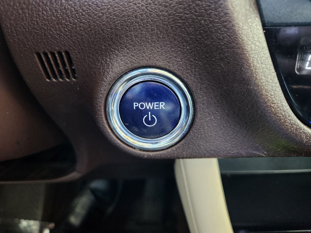 Lexus RX photo 23