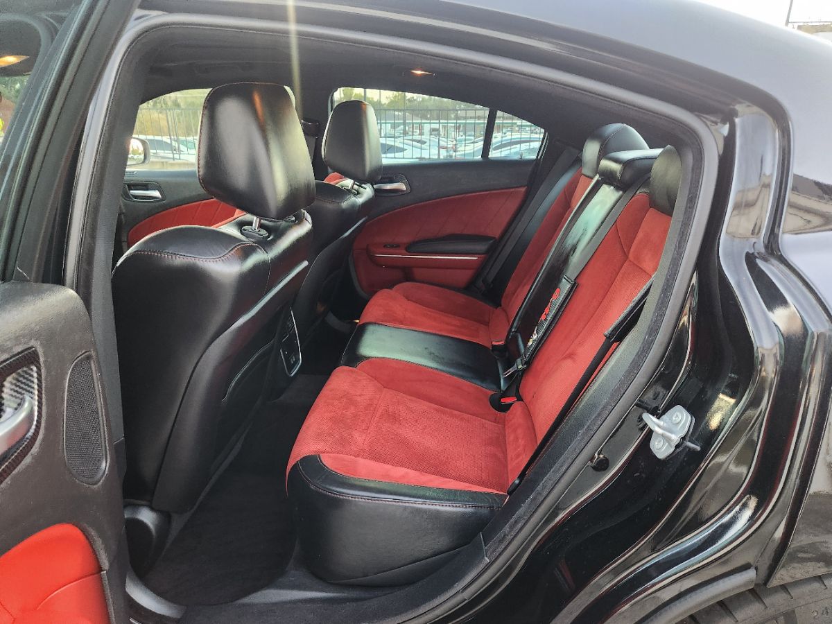 Dodge Charger photo 10