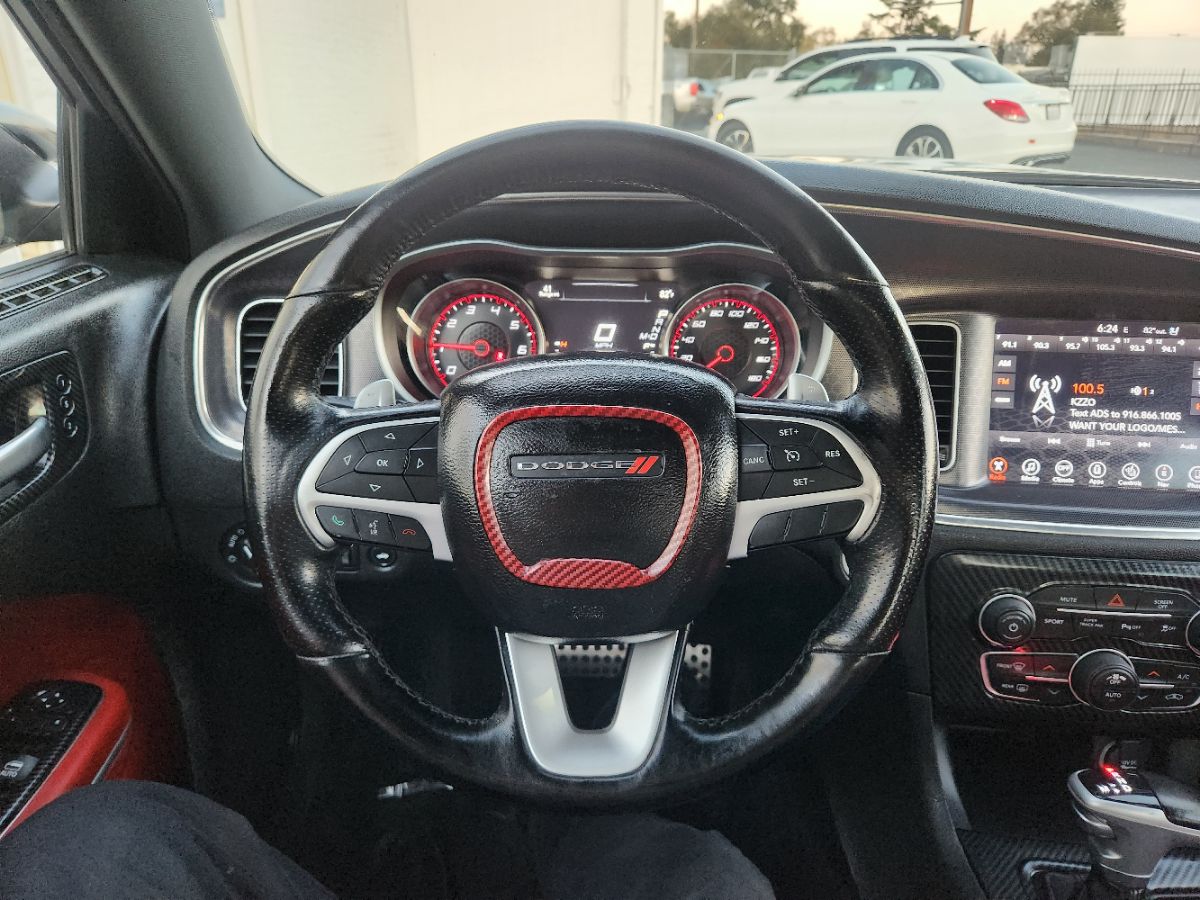 Dodge Charger photo 19