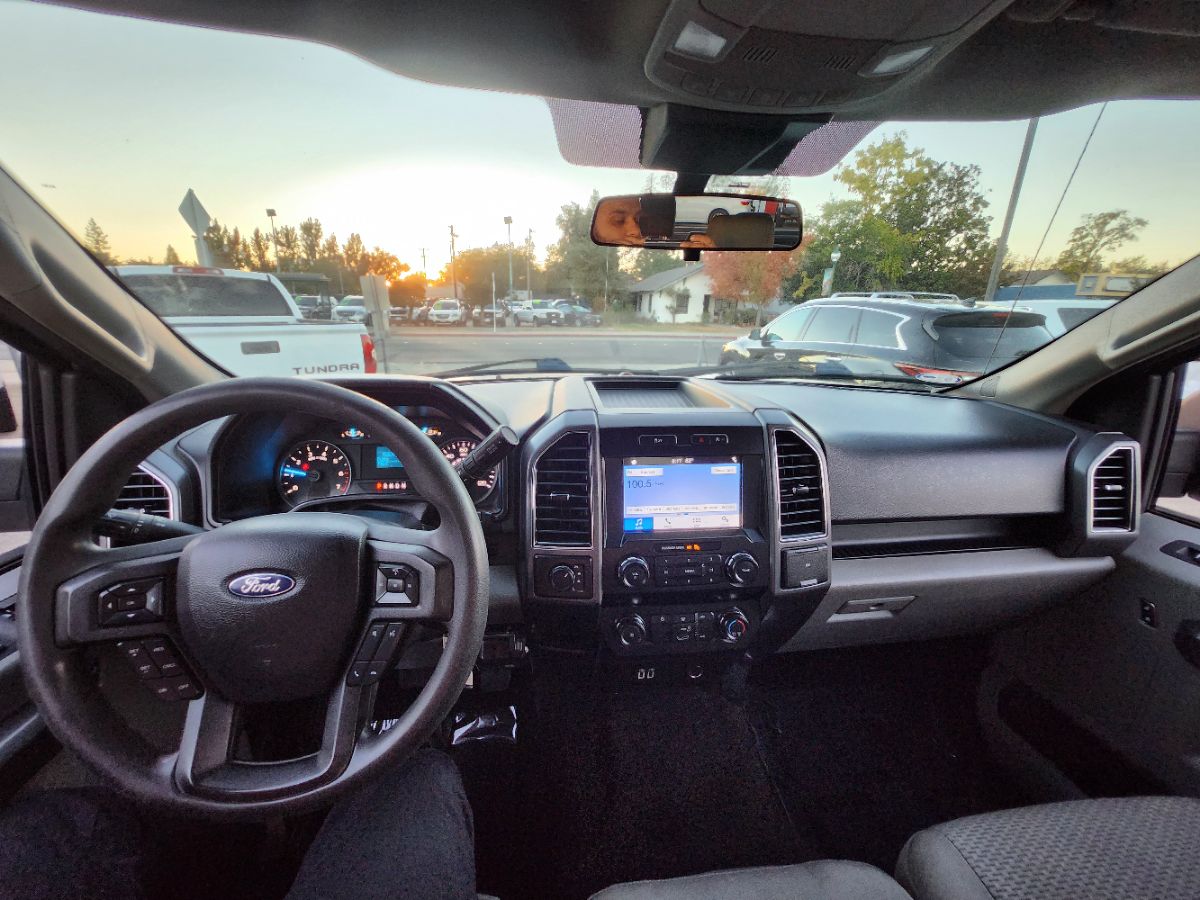 Ford F-150 photo 14