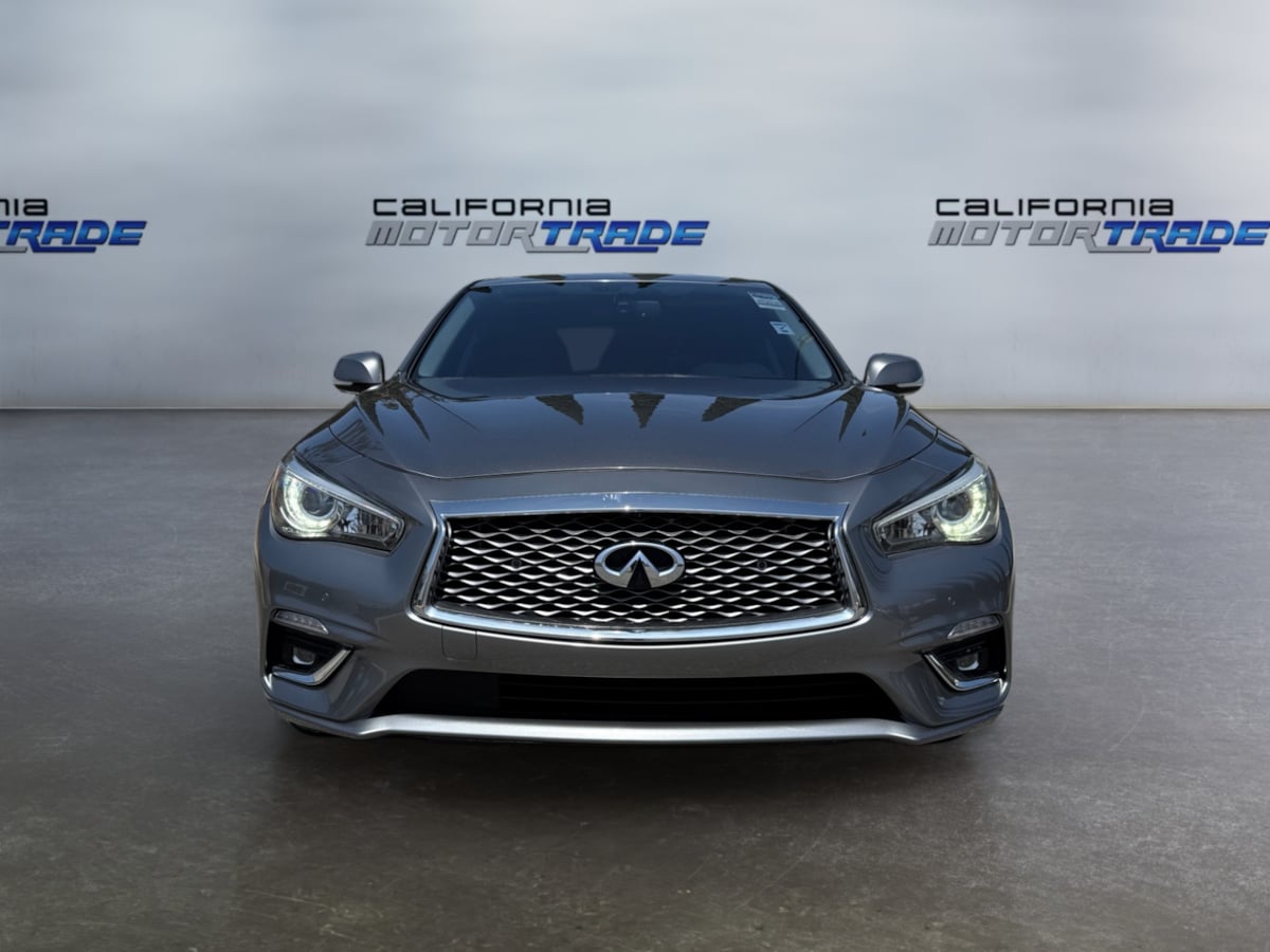 2022 Infiniti Q50 LUXE photo 2