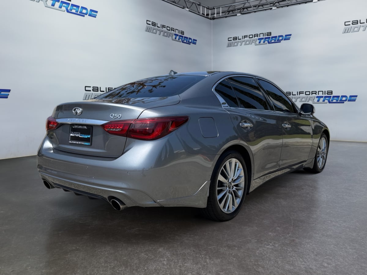 2022 Infiniti Q50 LUXE photo 5