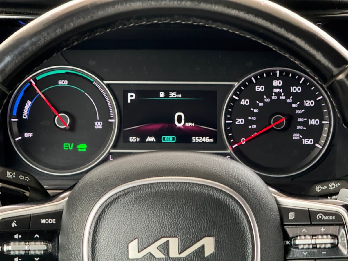 2023 Kia Sorento Hybrid EX photo 12