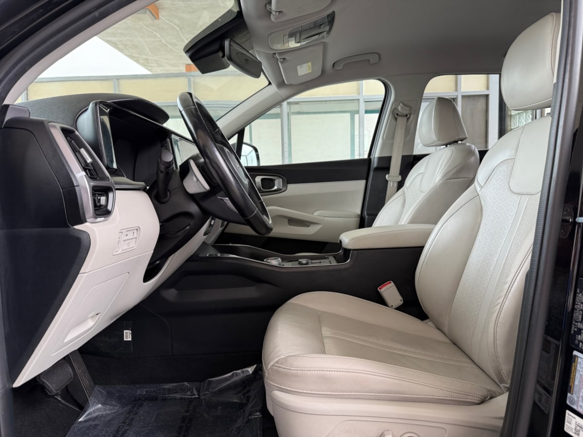 2023 Kia Sorento Hybrid EX photo 15