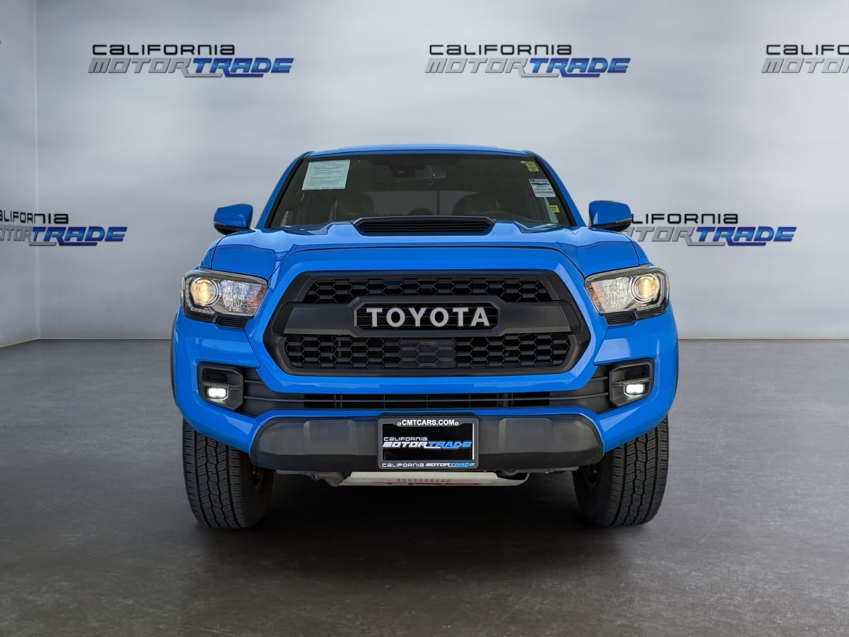 2019 Toyota Tacoma TRD Pro photo 2