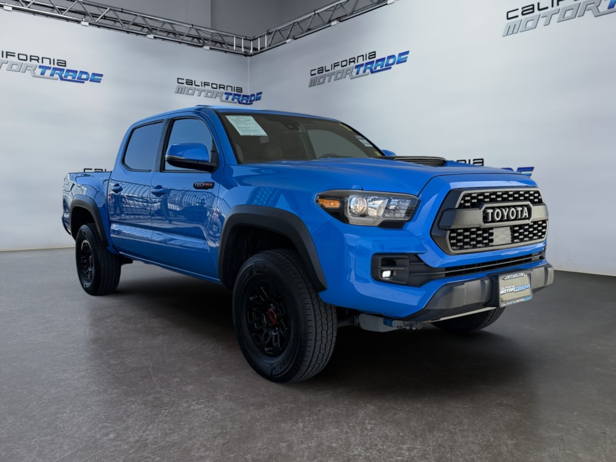 2019 Toyota Tacoma TRD Pro photo 3