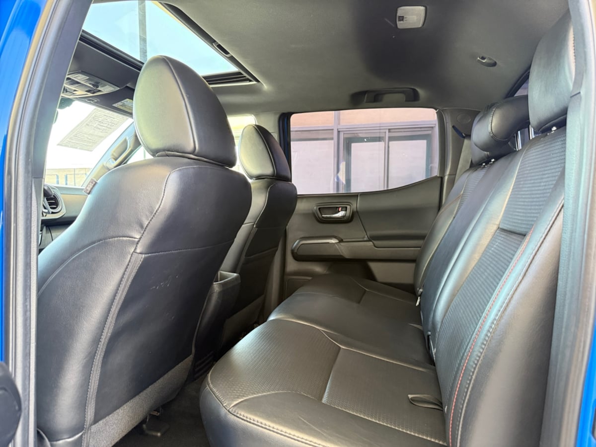 2019 Toyota Tacoma TRD Pro photo 18