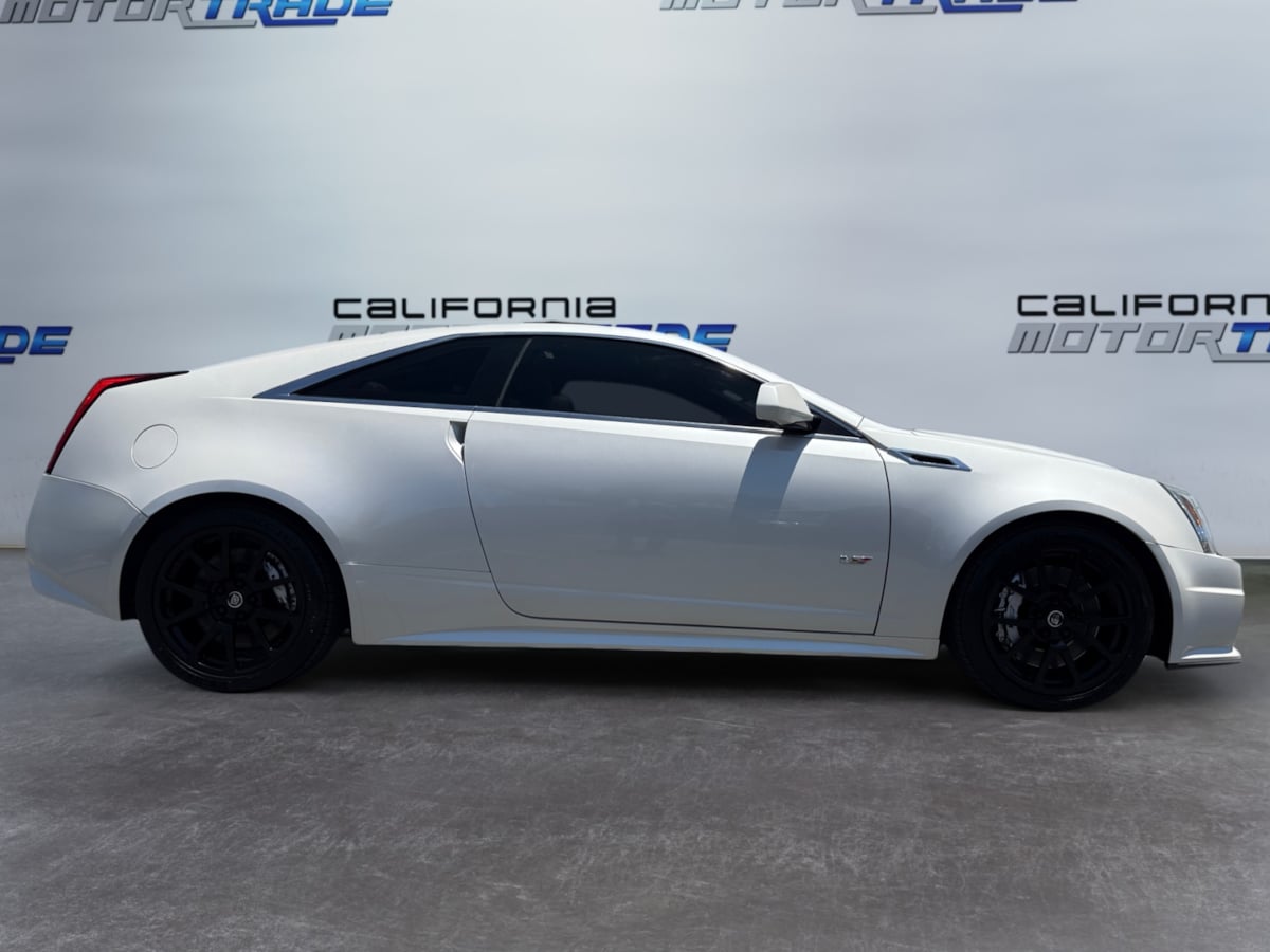 2011 Cadillac CTS V photo 4