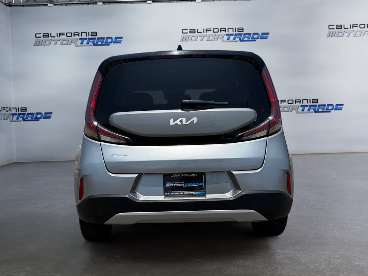 2023 Kia Soul LX photo 6