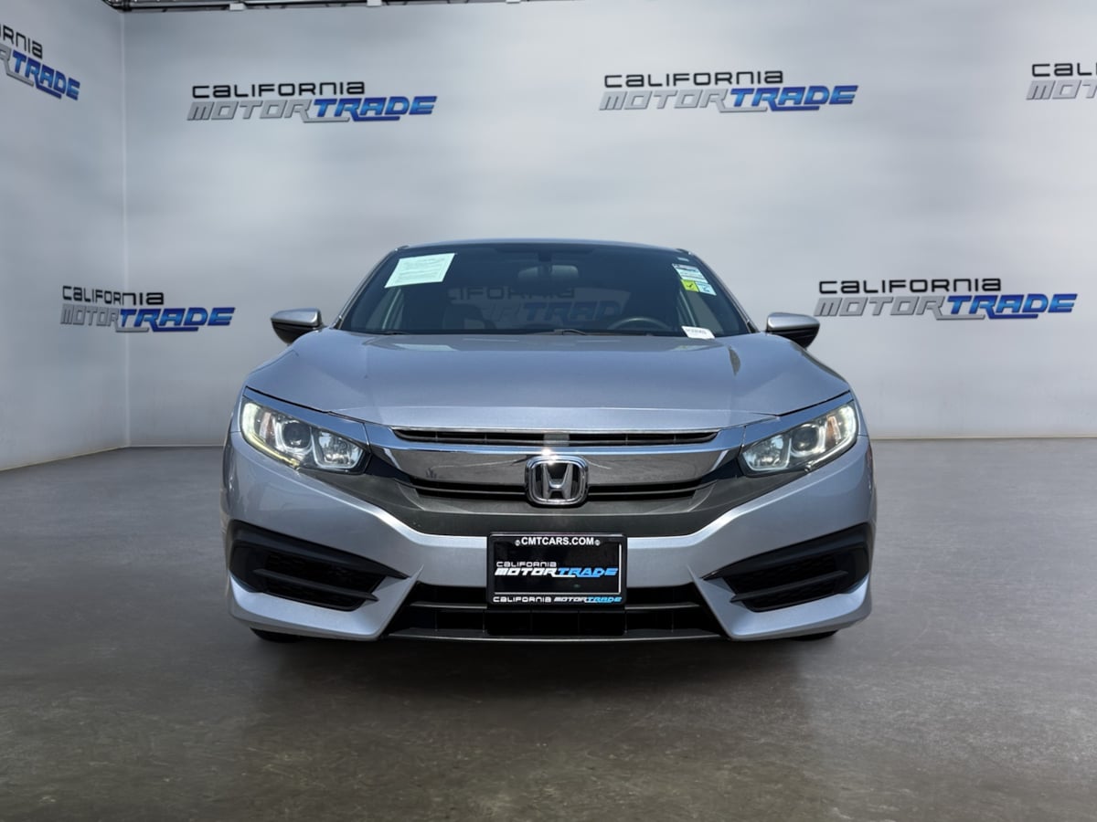 2018 Honda Civic photo 2