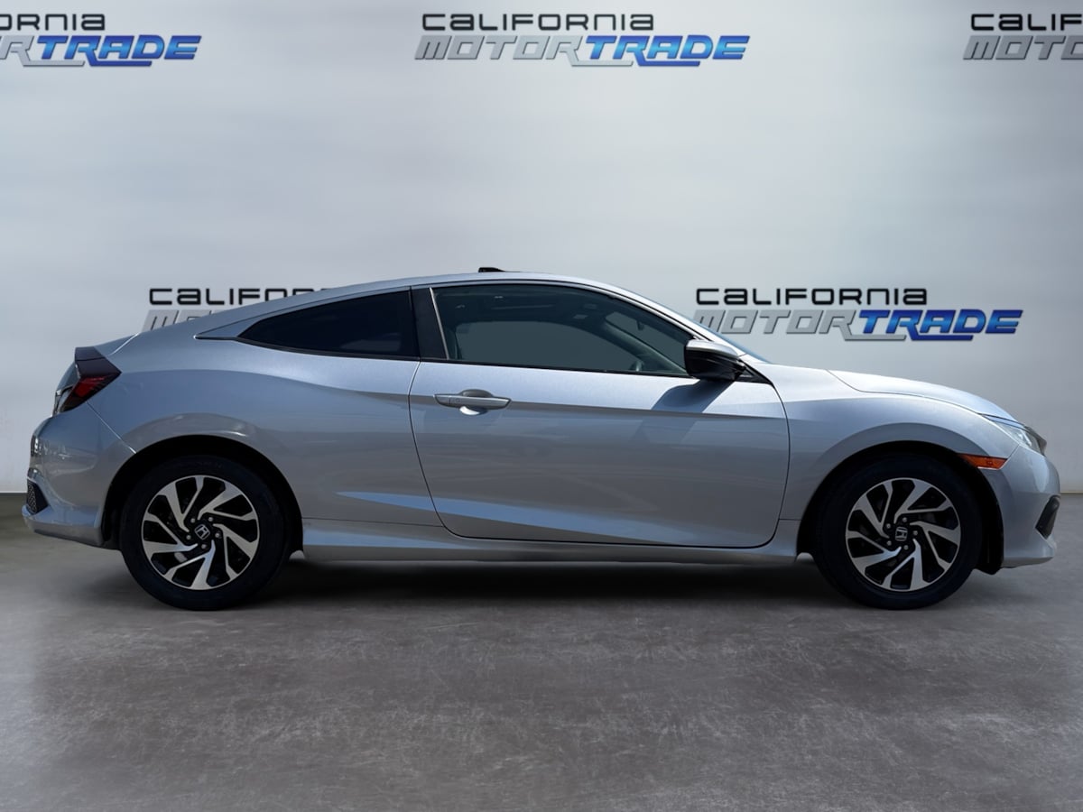 2018 Honda Civic photo 4