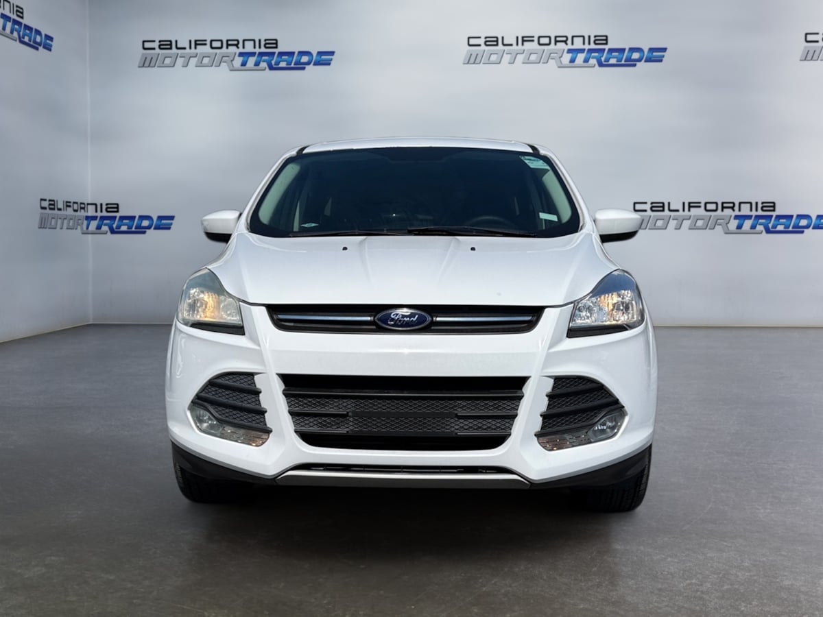 2016 Ford Escape SE photo 2