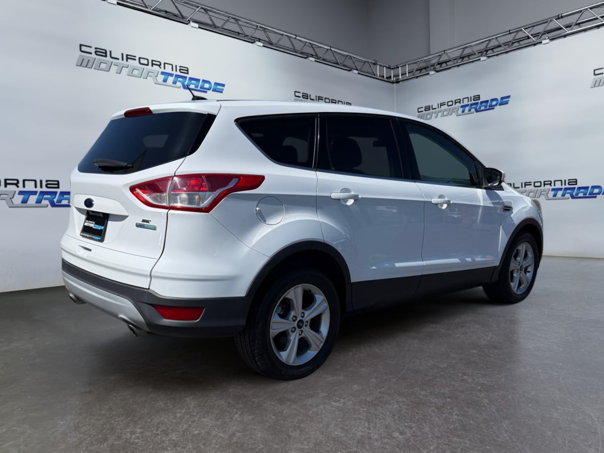 2016 Ford Escape SE photo 5