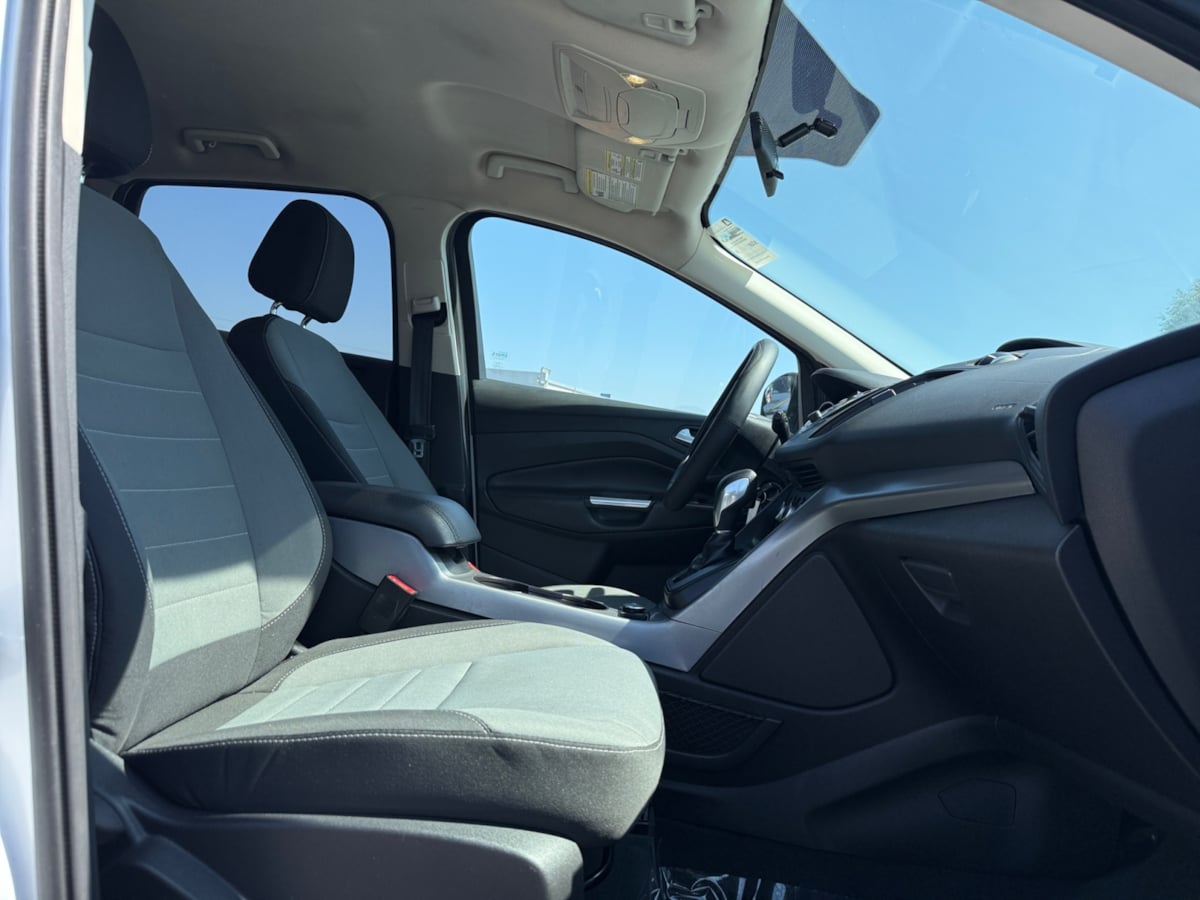 2016 Ford Escape SE photo 19