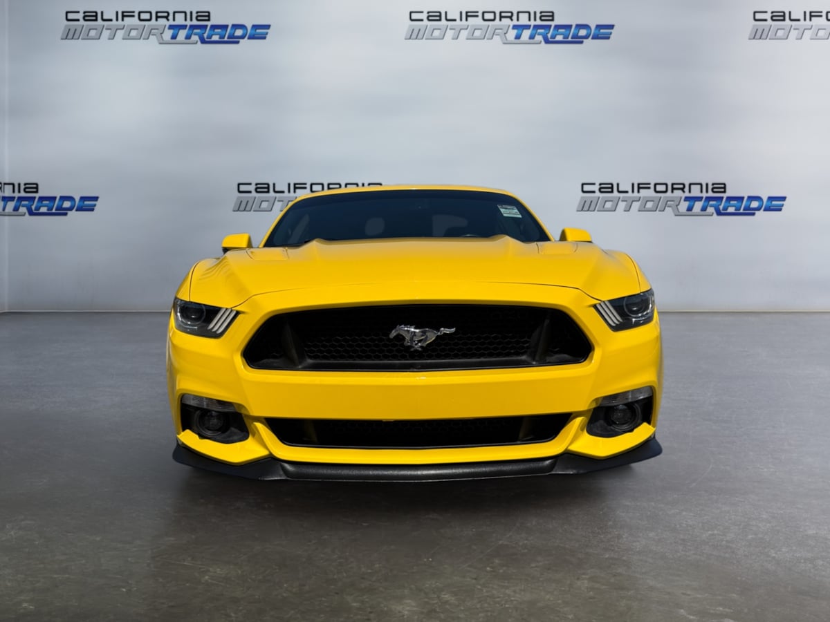 2016 Ford Mustang GT Premium photo 2