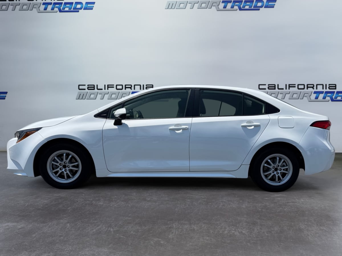 2022 Toyota Corolla Hybrid LE photo 7