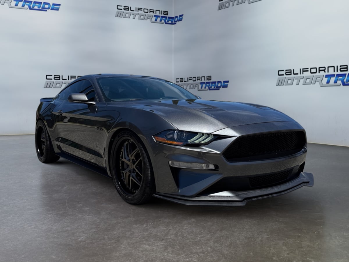 2020 Ford Mustang GT photo 3