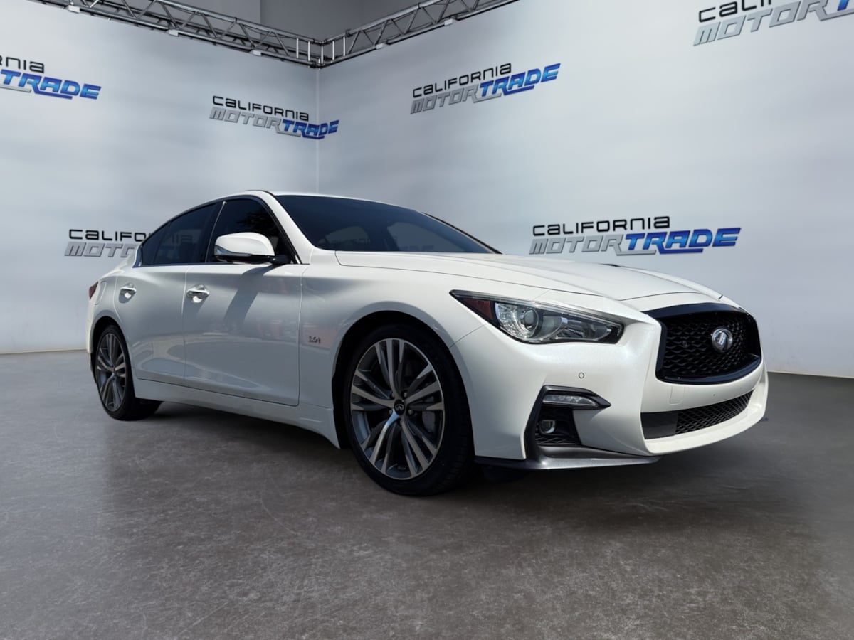 2018 Infiniti Q50 3.0t Sport photo 3