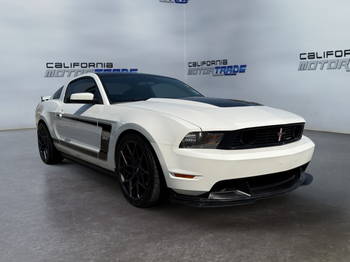 2012 Ford Mustang Boss 302 photo 3