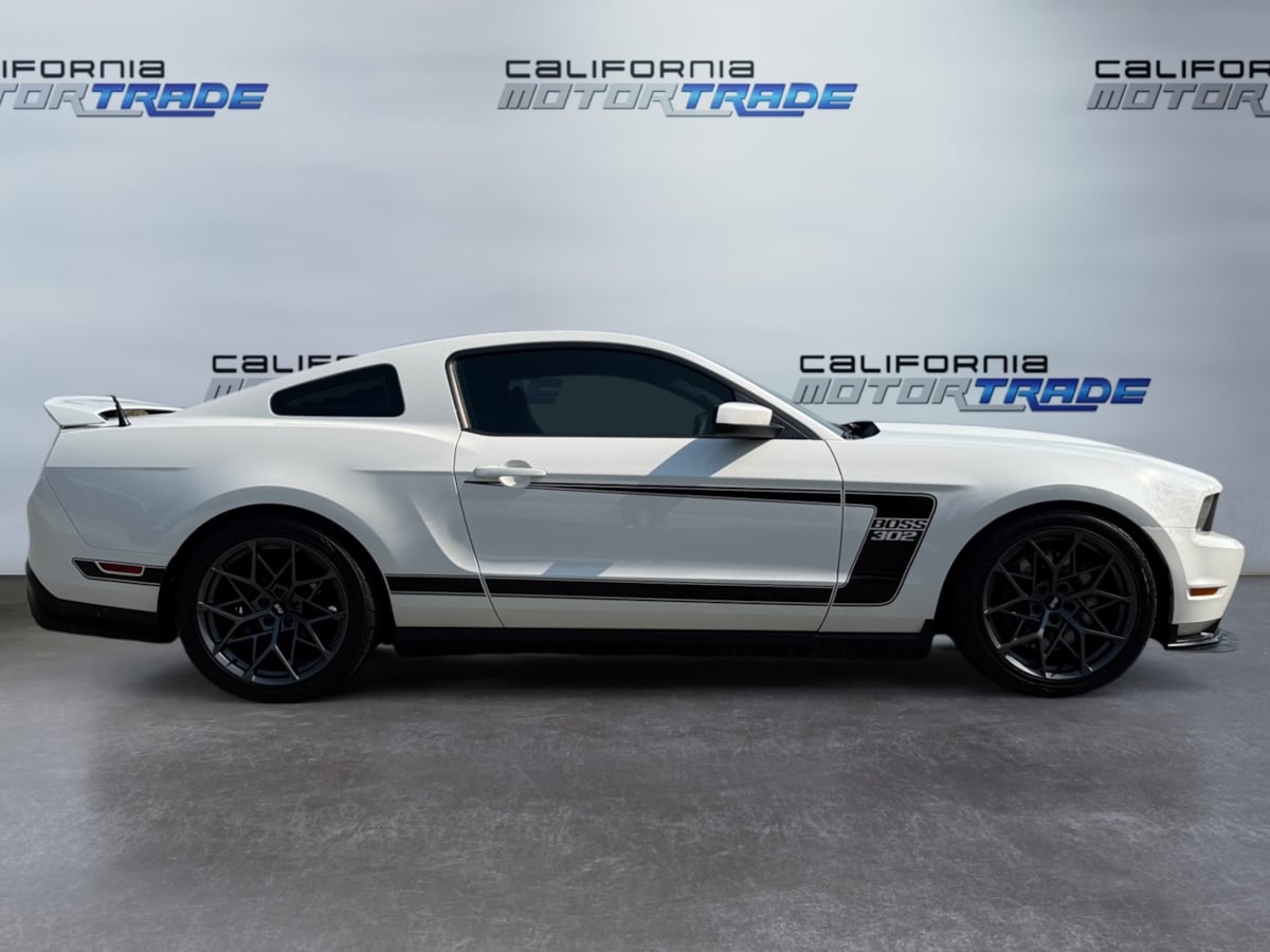 2012 Ford Mustang Boss 302 photo 4