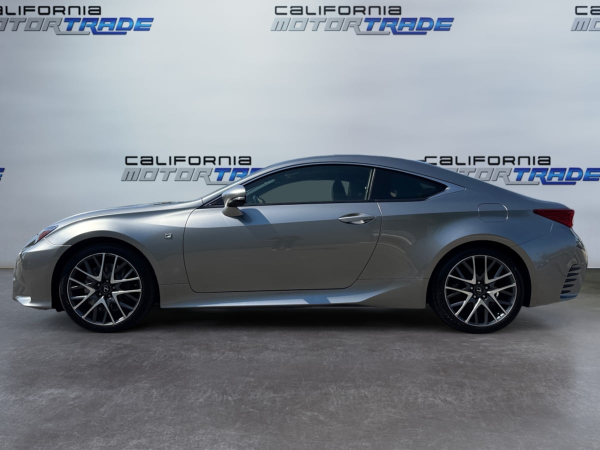 2016 Lexus RC 200t photo 8