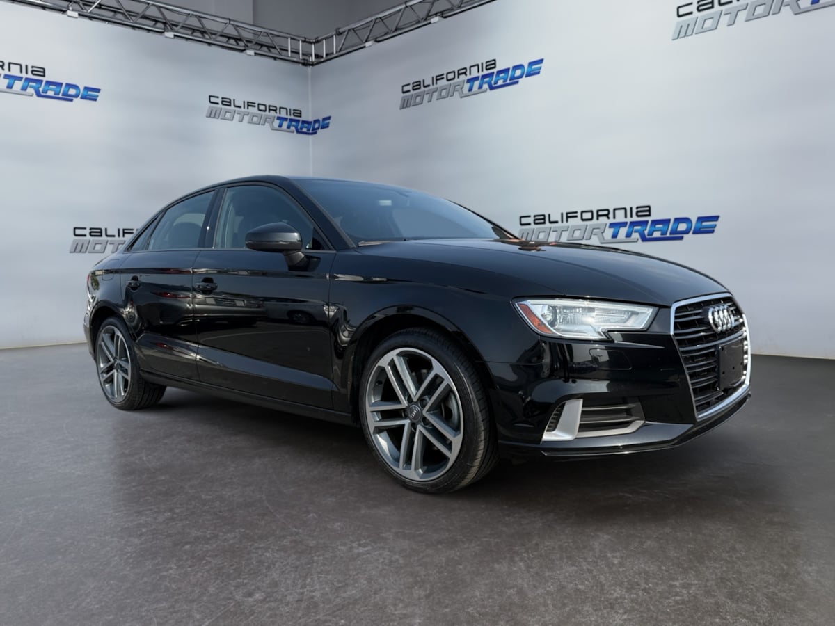 2017 Audi A3 Premium photo 3