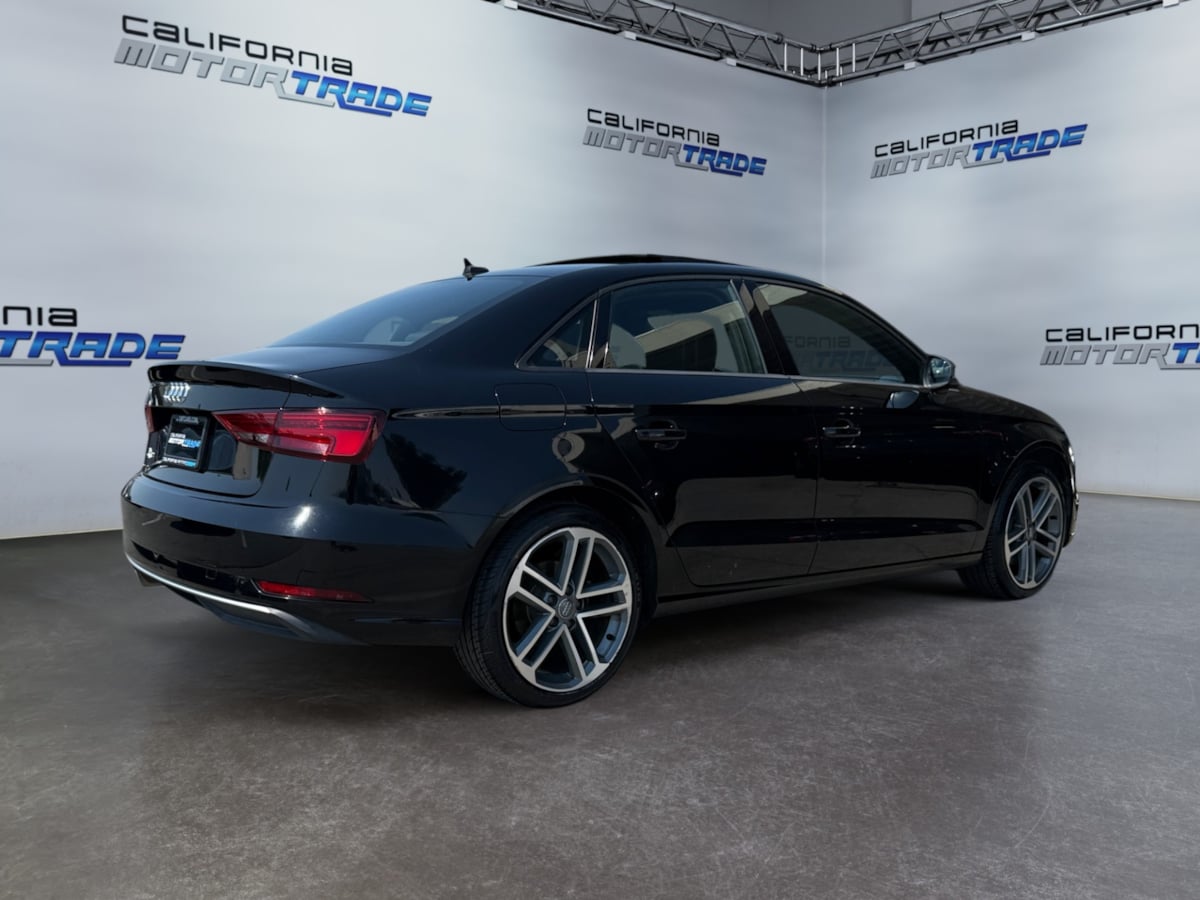 2017 Audi A3 Premium photo 5