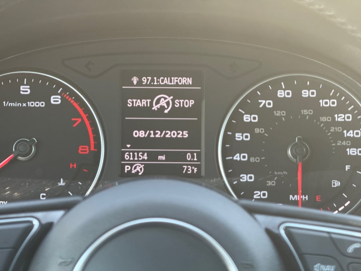 2017 Audi A3 Premium photo 13