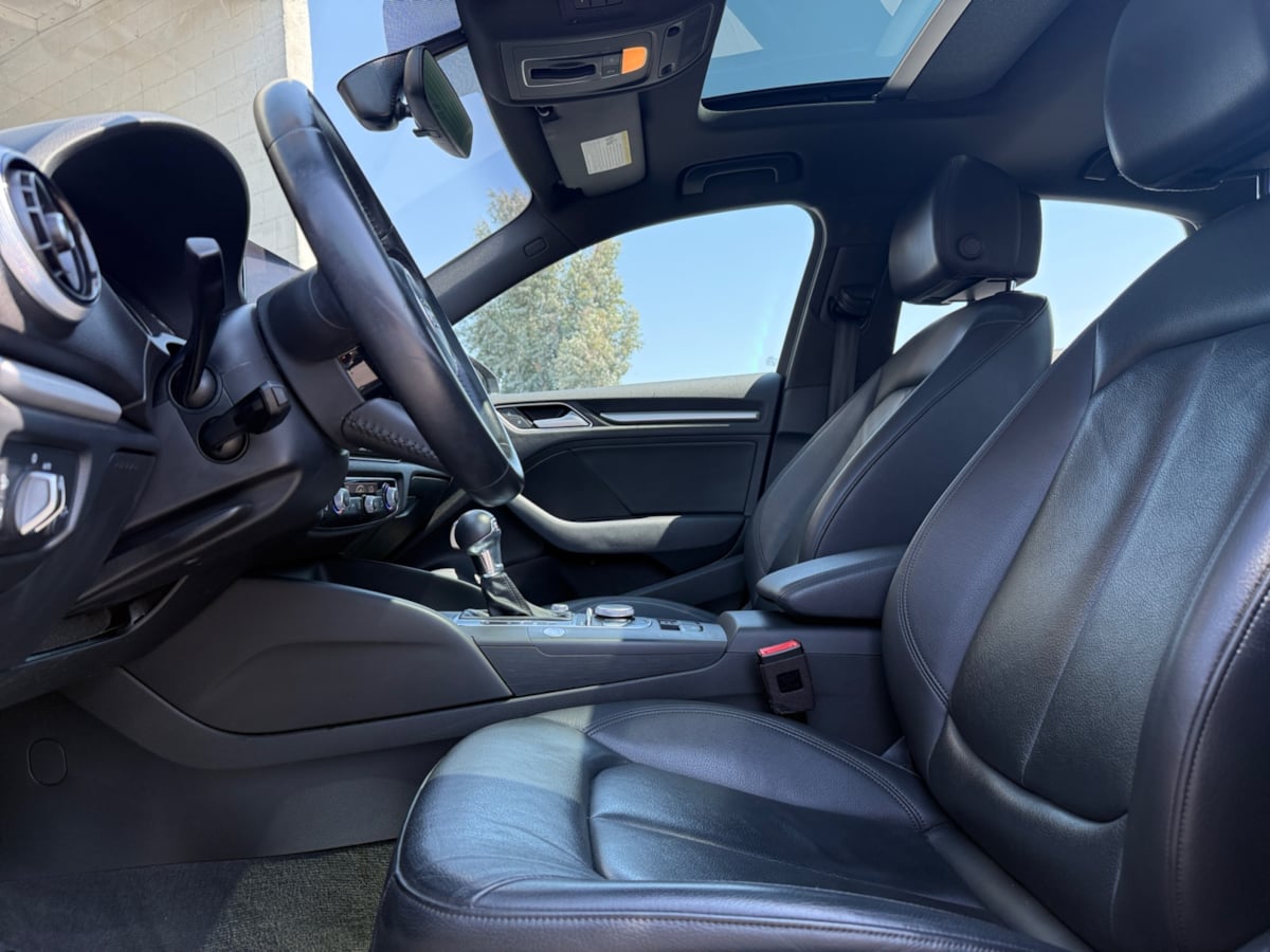 2017 Audi A3 Premium photo 15
