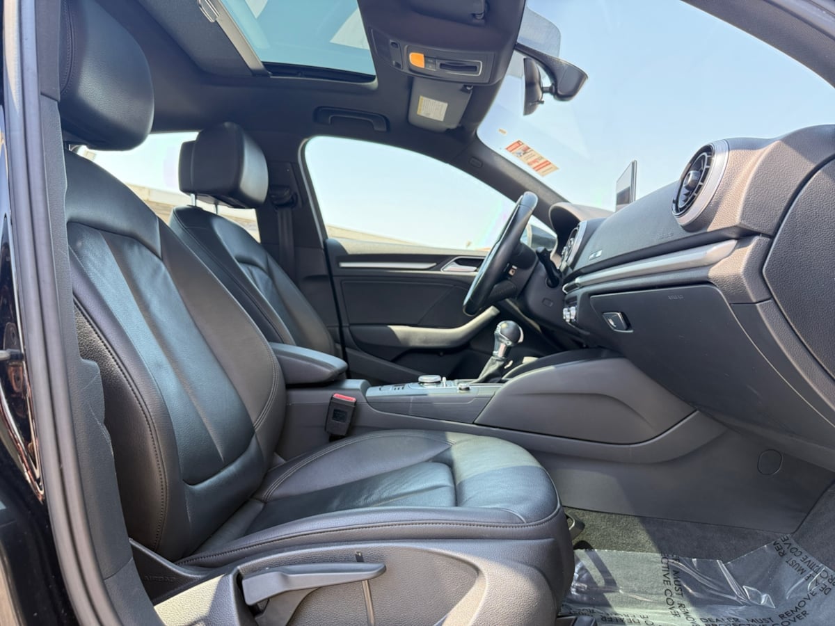 2017 Audi A3 Premium photo 18