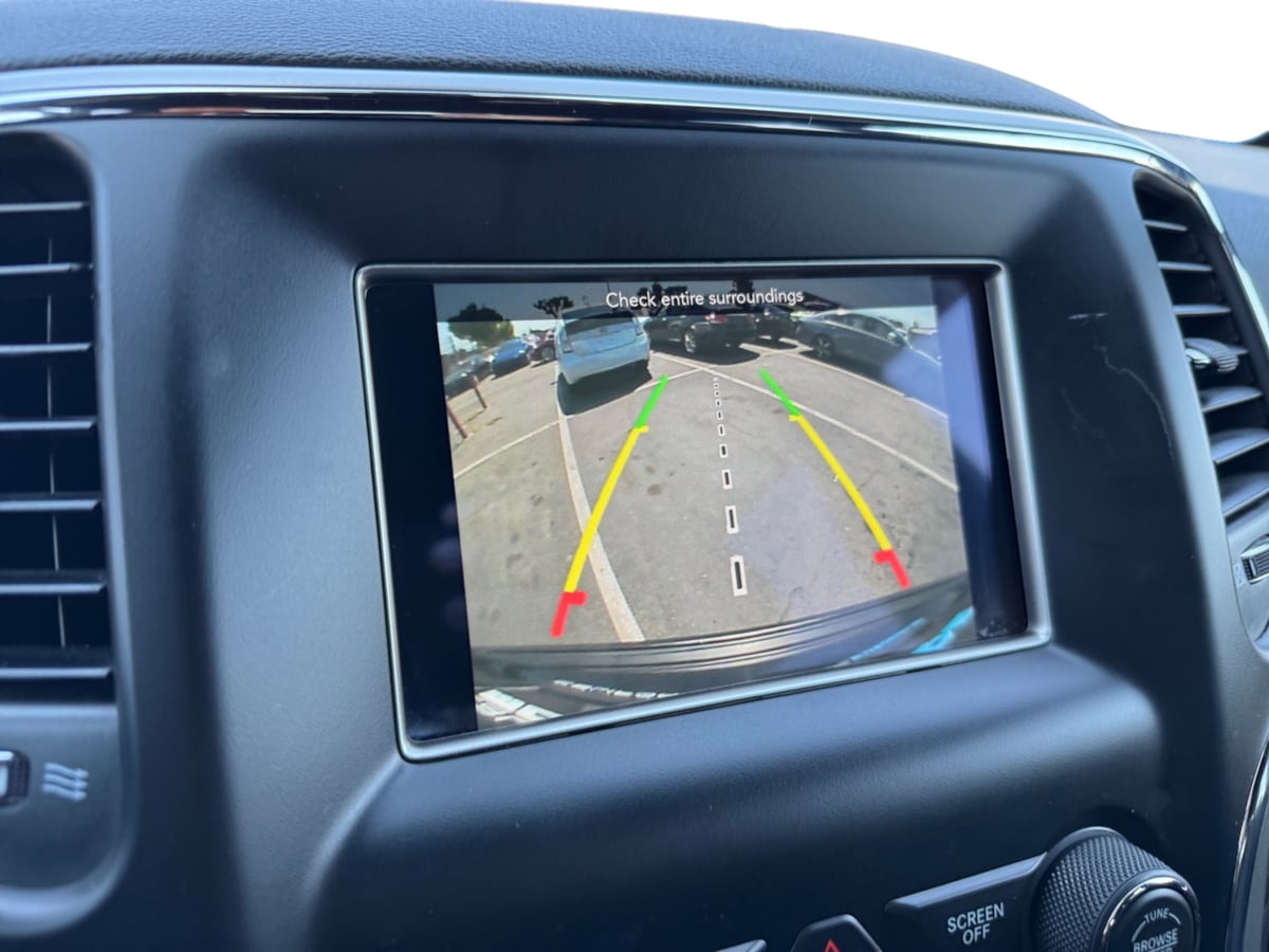 2018 Jeep Grand Cherokee Laredo photo 13