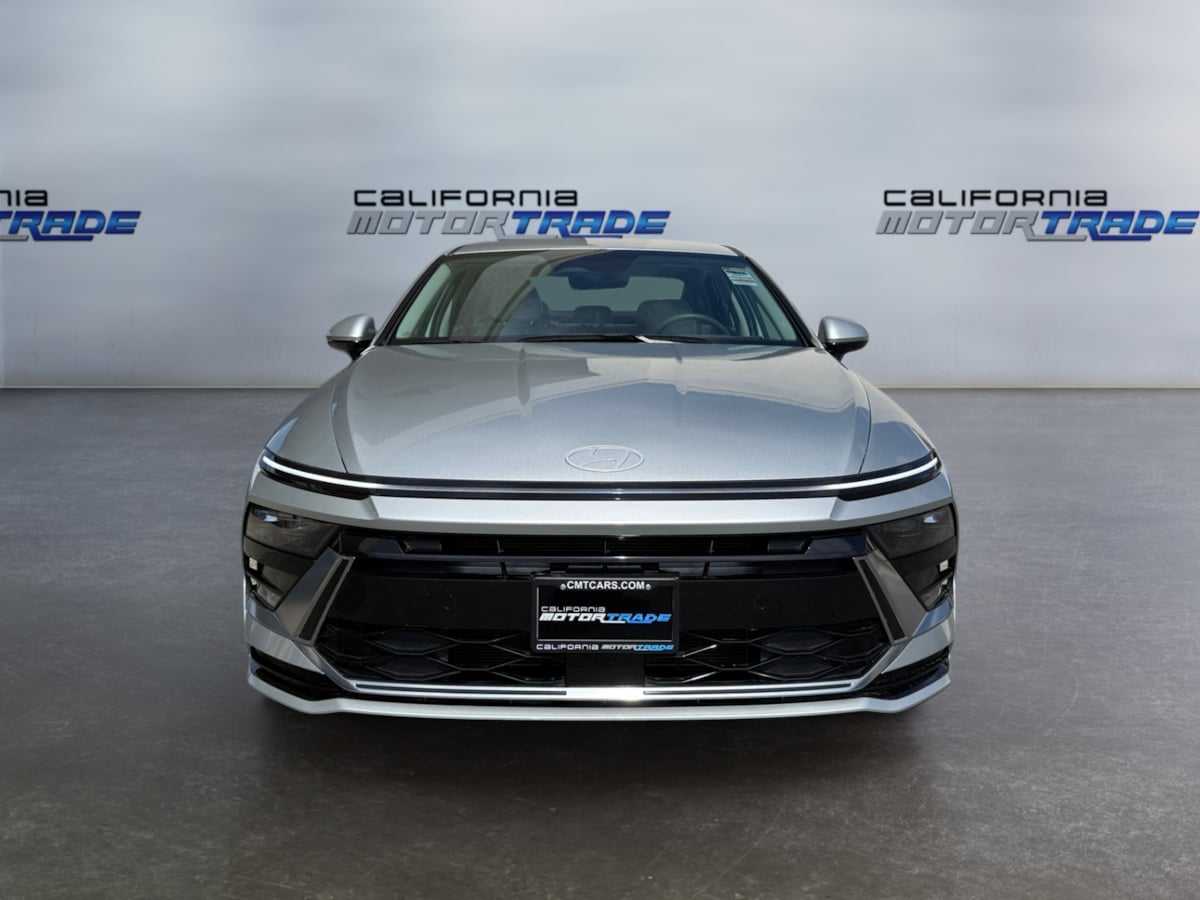 2024 Hyundai Sonata SEL photo 2