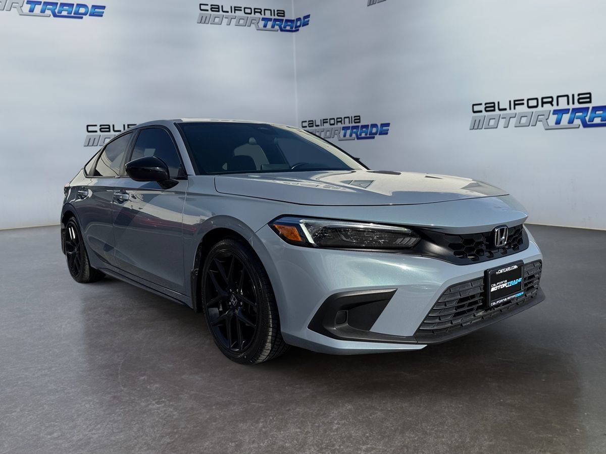 2022 Honda Civic Hatchback Sport photo 3